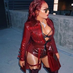 Meet your Posher, Lil